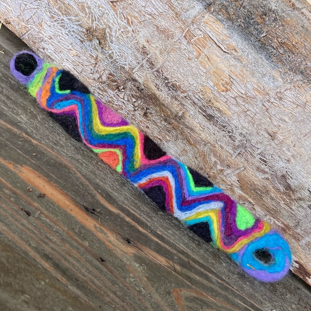 Colorful Zigzag Wool Bracelet